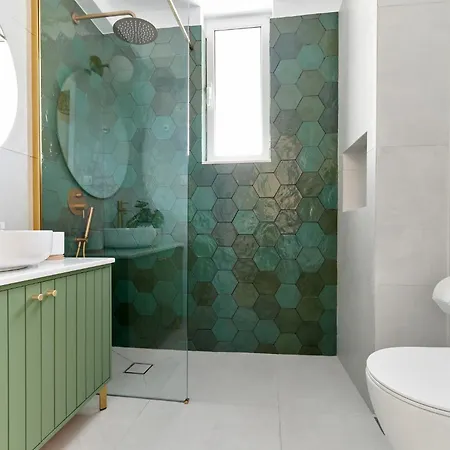 Athens Premium Suites - Sunny 2 Bedroom Suite With Parking Esterno foto