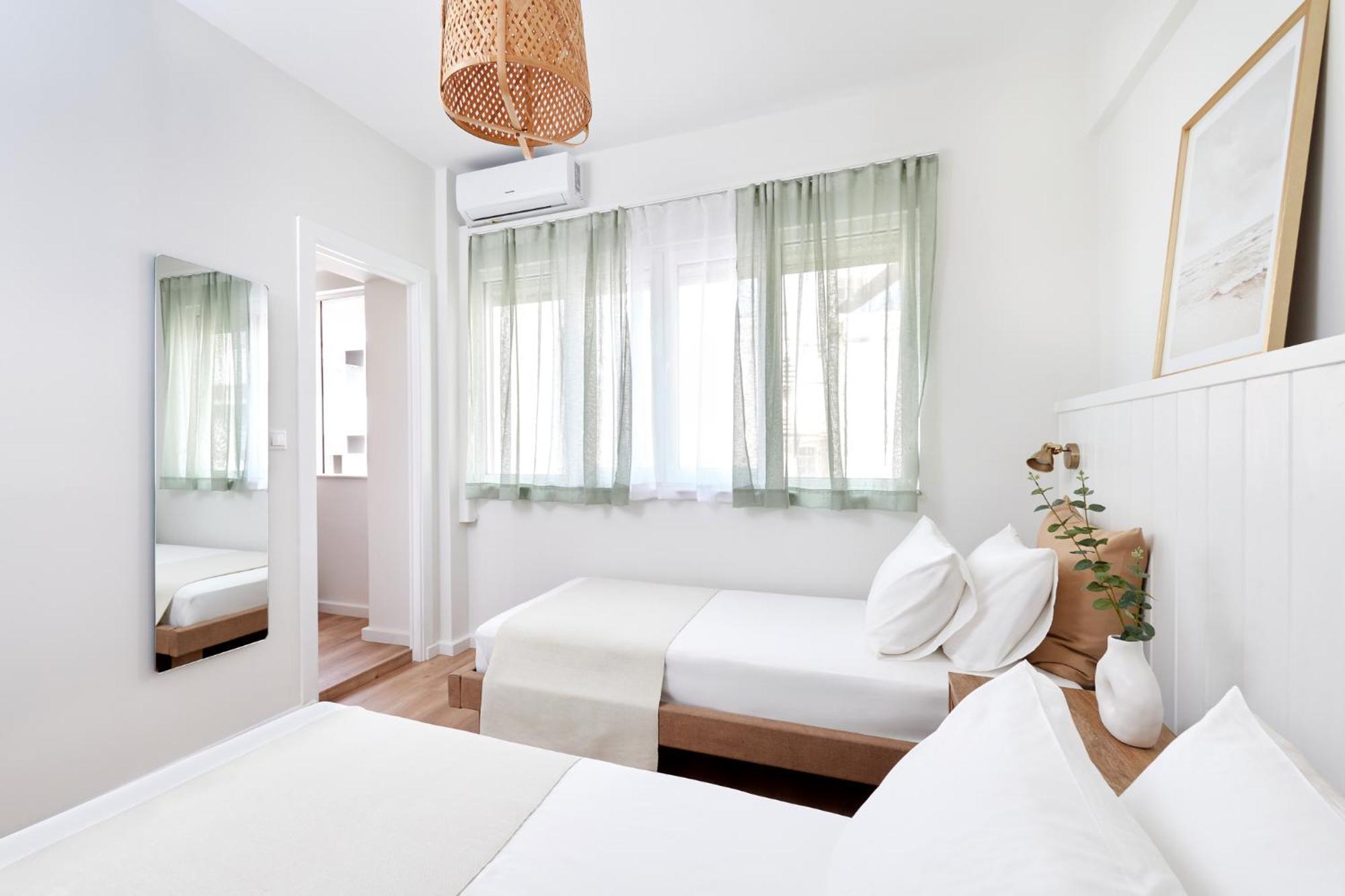 Premium - Sunny 2 Bedroom With Parking * Athens