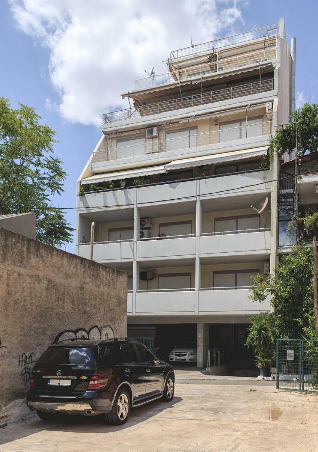 Premium - Sunny 2 Bedroom With Parking Apartment